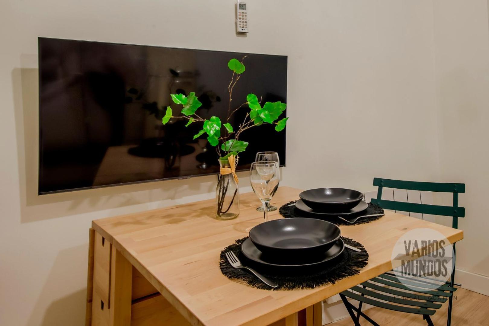 Apartamento Tiempo En Madrid Para 7 En Tesoro 19 E1 *